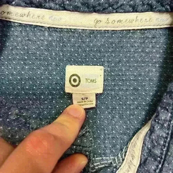 Tom’s Chambray Blue Tunic Pullover Top - Picture 3 of 3